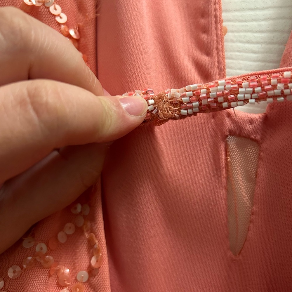 NWT Mac duggal dress size 12. Beautiful beading and coral color - Picture 8 of 11